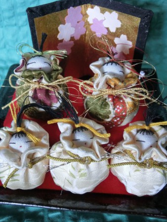 布ころ人形のお雛様